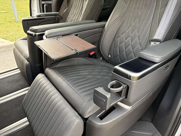 Maxus G90 2022 2022款 2.0T 星际旗舰版