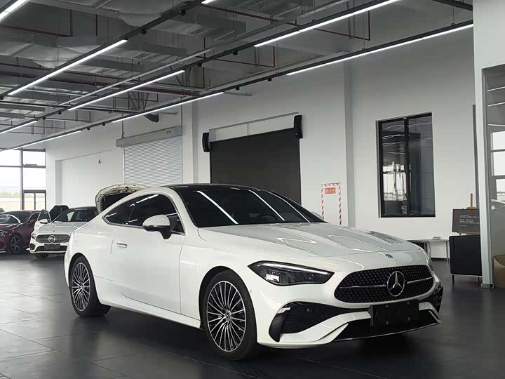 Mercedes-Benz CLE-Class 2025 2025款 CLE 300 4MATIC 动感型轿跑车