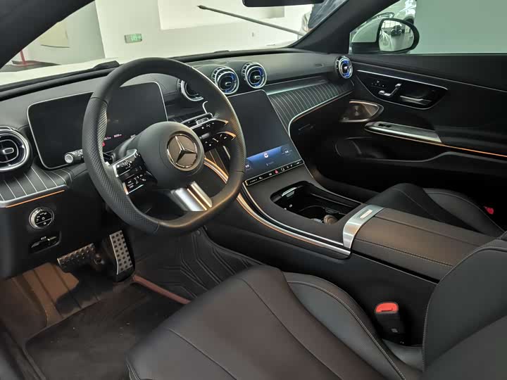 Mercedes-Benz CLE-Class 2025 2025款 CLE 300 4MATIC 动感型轿跑车