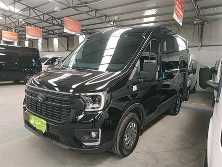 Ford Transit T8 2024 2024款 T8 2.0T柴油手动短轴中顶6座多功能版3/3