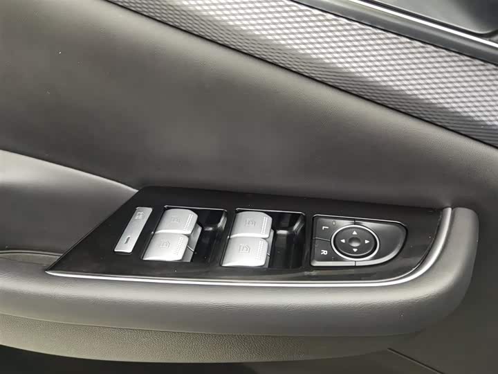 Beijing X7 2022 2022款 1.5TD DCT致尚版