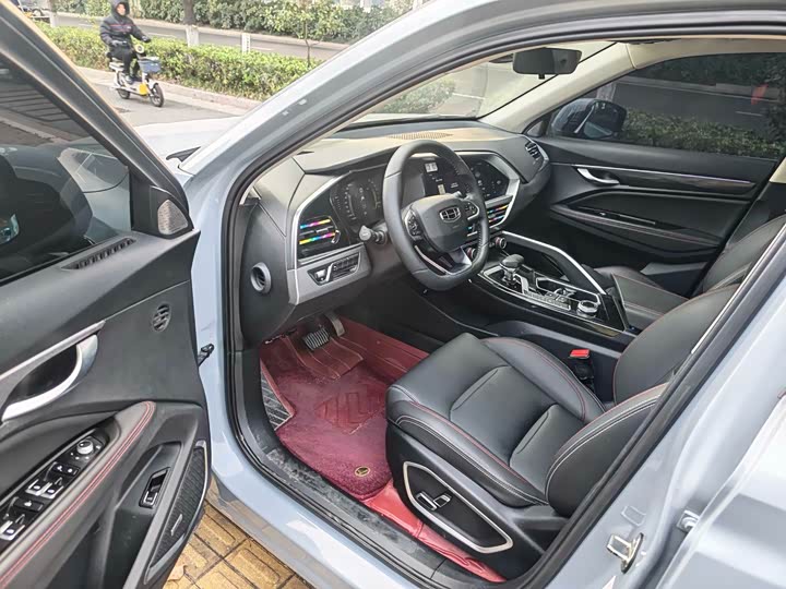 Geely Tugella S 2021 2021款 2.0TD DCT两驱闪电版