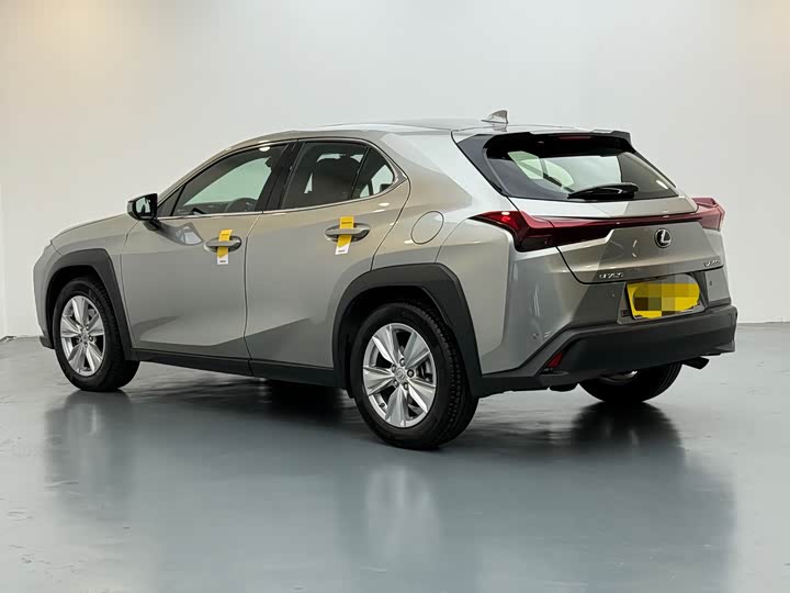 Lexus UX 2022 2022款 260h 探·趣版