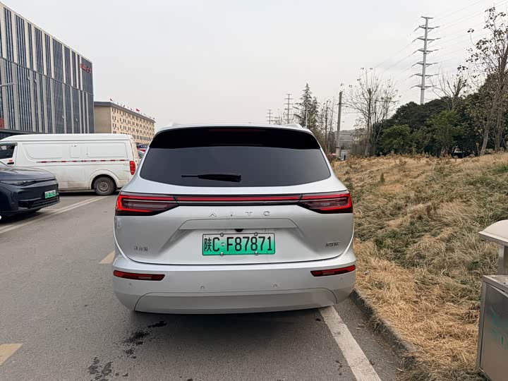 Aito M7 2024 2024款 1.5T 后驱Plus版 5座