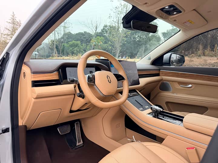 Aito M7 2024 2024款 1.5T 后驱Plus版 5座