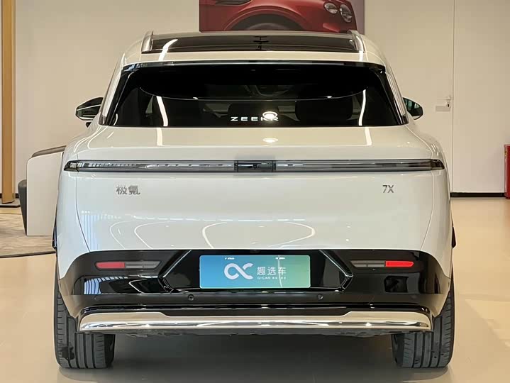 Zeekr 7X 2025 2025款 100kWh 长续航后驱智驾版