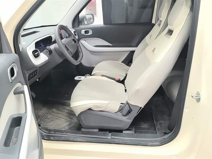 Geely Galaxy Panda Mini 2025 2025款 熊猫mini 210km 元气熊