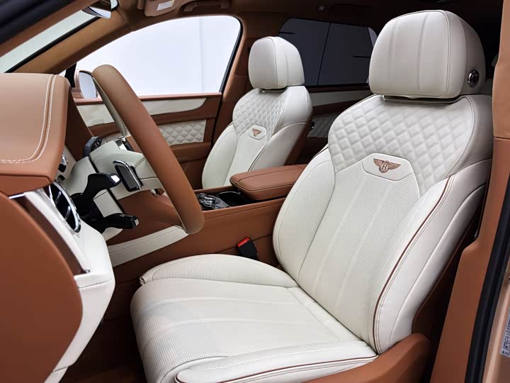 Bentley Bentayga 2024 2024款 4.0T V8 雅度版