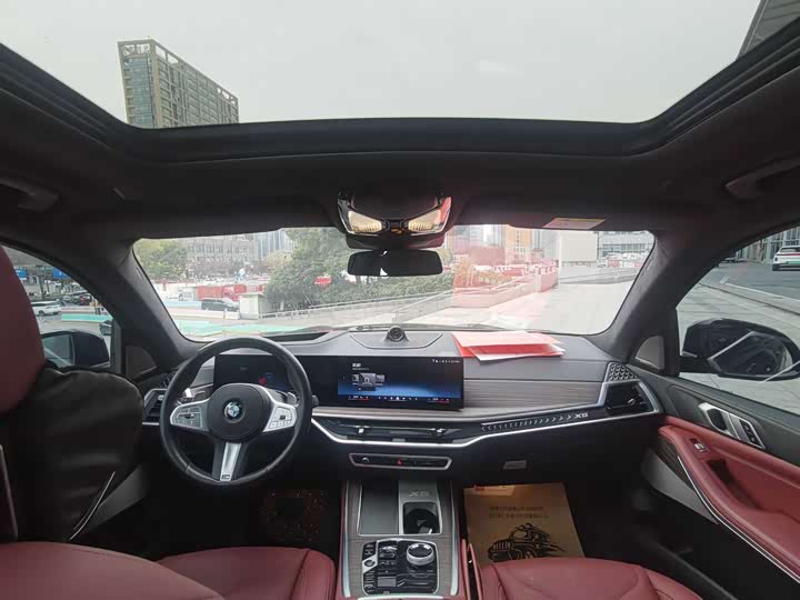 BMW X5 2025 2025款 xDrive 40Li M运动曜夜套装