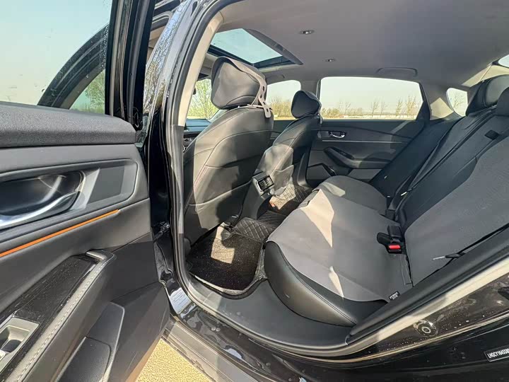 Honda Accord 2025 2025款 运动系列 260TURBO 豪华版