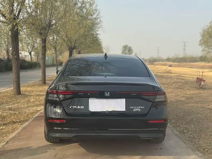 Honda Accord 2025 2025款 运动系列 260TURBO 豪华版