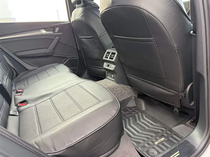 Audi Q5L 2024 2024款 45 TFSI 豪华动感型