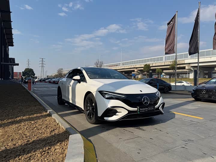 Mercedes-Benz EQE 2022 2022款 350 先锋版