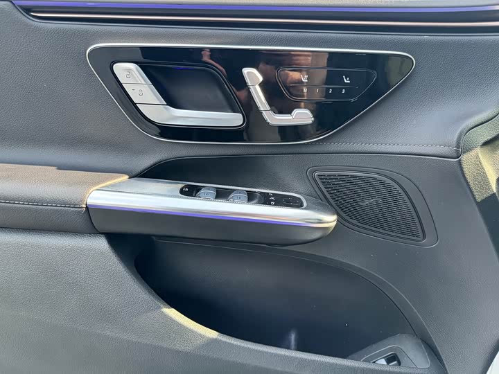 Mercedes-Benz EQE 2022 2022款 350 先锋版