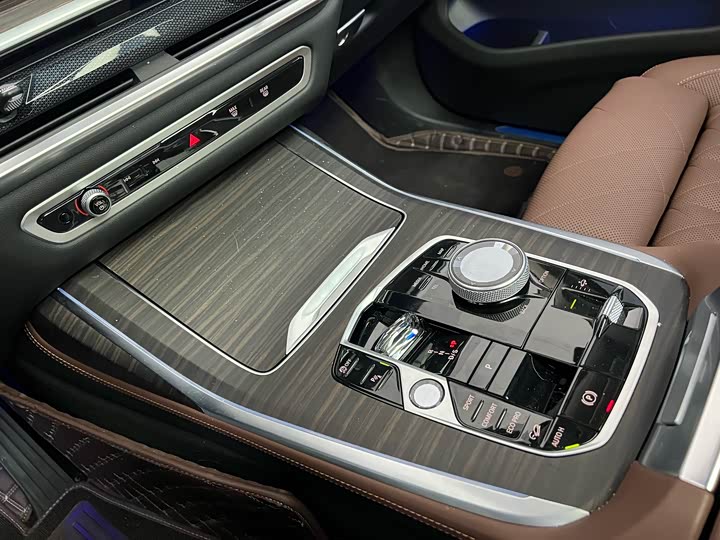 BMW X7 2024 2024款 xDrive40i 领先型豪华套装