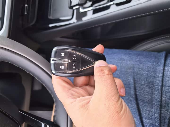 Changan Raeton Plus 2023 2023款 1.5T DCT尊贵型