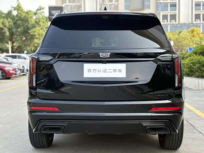 Cadillac XT6 2025 2025款 2.0T 六座四驱尊贵行政黑标版