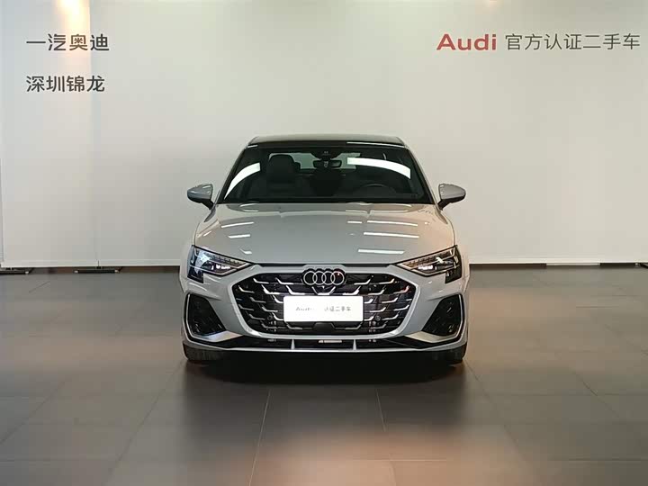 Audi A3 2025 2025款 A3L Limousine 35TFSI 飞驰尊享型