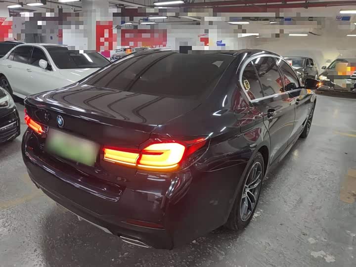 BMW 5 Series Hybrid 2022 2022款 改款二 535Le M运动套装