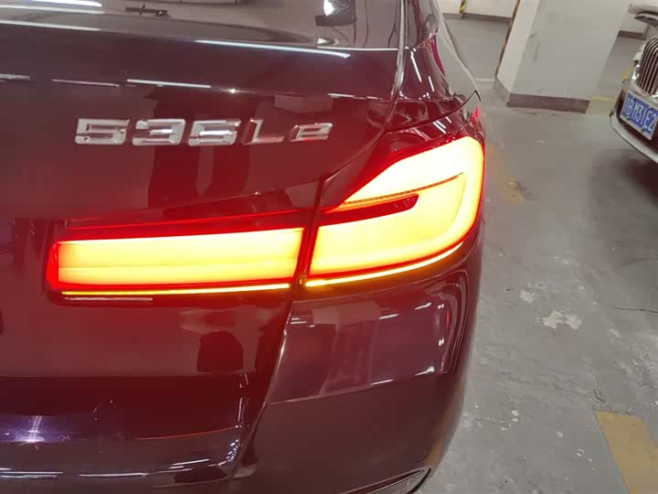 BMW 5 Series Hybrid 2022 2022款 改款二 535Le M运动套装