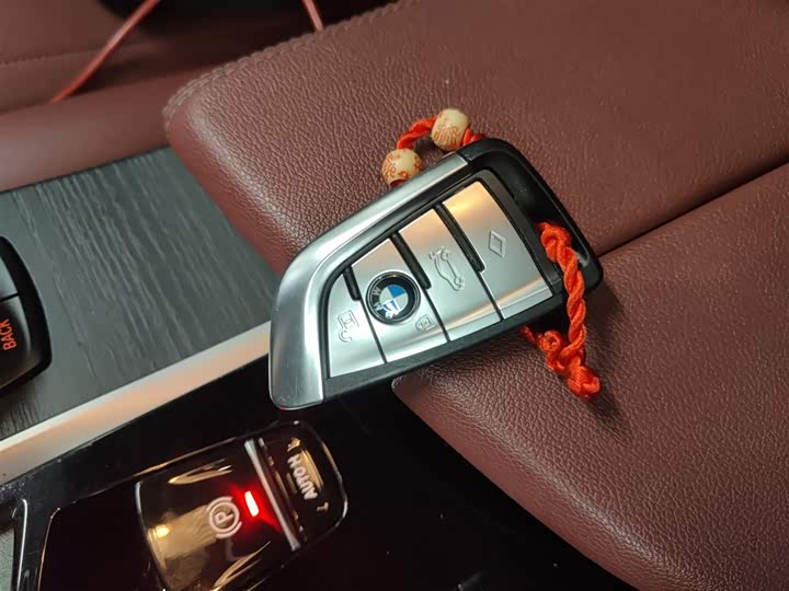 BMW 5 Series Hybrid 2022 2022款 改款二 535Le M运动套装