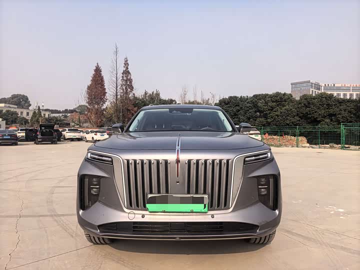 2024 Hongqi E-HS9