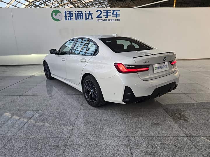 BMW 3 Series 2025 2025款 330i M运动曜夜套装