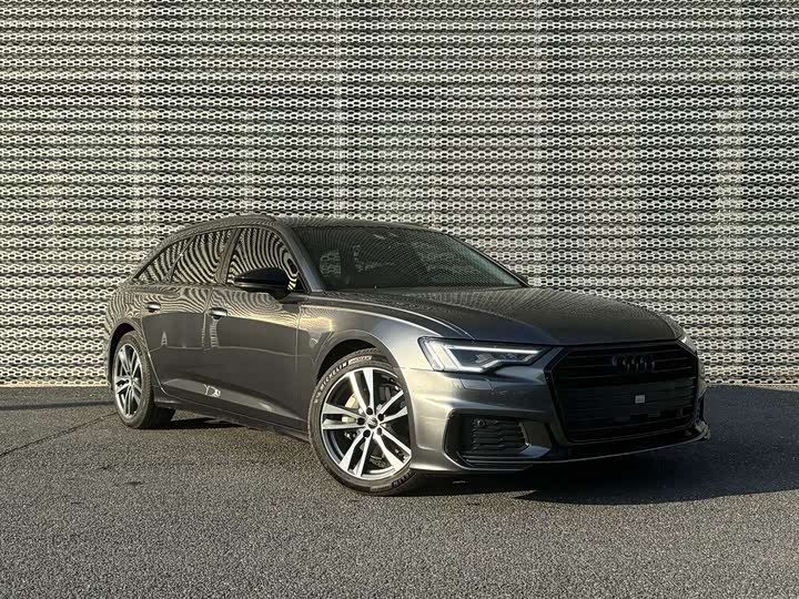 Audi A6 2022 2022款 Avant 先锋派 45 TFSI 臻选动感型