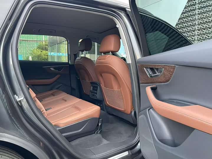 Audi Q7 2024 2024款 45 TFSI quattro S line运动型