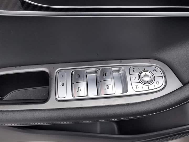 Chery Tiggo 7 Plus 2023 2023款 改款 1.6TGDI DCT尊贵型