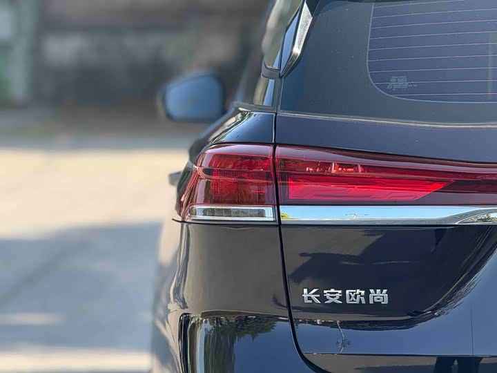 Changan Oshan X7 Plus 2022 2022款 1.5T 蓝鲸版自动尊贵型