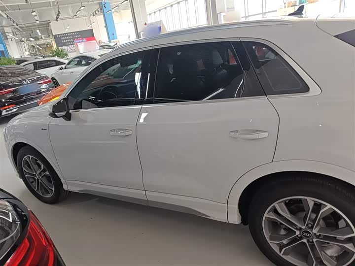 Audi Q3 2024 2024款 40 TFSI 时尚动感型