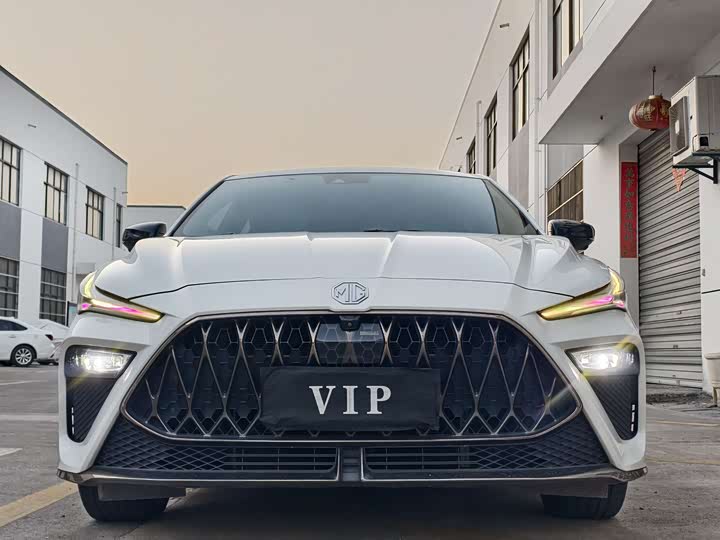 MG Motor 5 Scorpio 2022 2022款 1.5T Trophy运动旗舰版