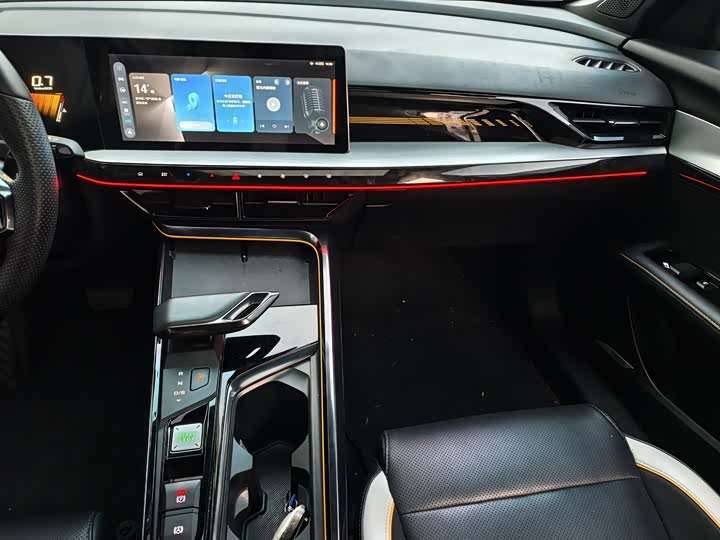 MG Motor 5 Scorpio 2022 2022款 1.5T Trophy运动旗舰版