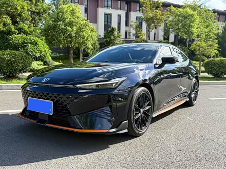 Changan UNI-V 2024 2024款 1.5T 尊贵运动型