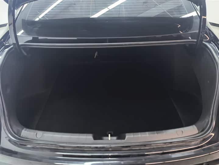 Geely Preface 2025 2025款 东方曜 1.5TD 昆仑版