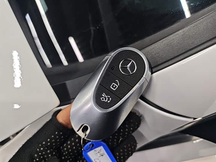 Mercedes-Benz C-Class 2025 2025款 C 260 L 运动版