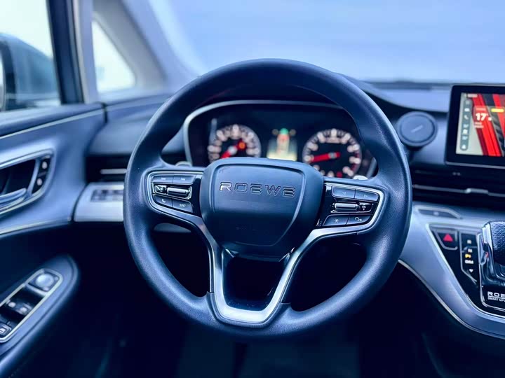 Roewe iMax 8 2022 2022款 400TGI 旗舰版