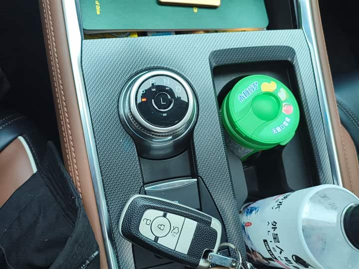 Ford Explorer 2023 2023款 EcoBoost 285 四驱钛金版 7座