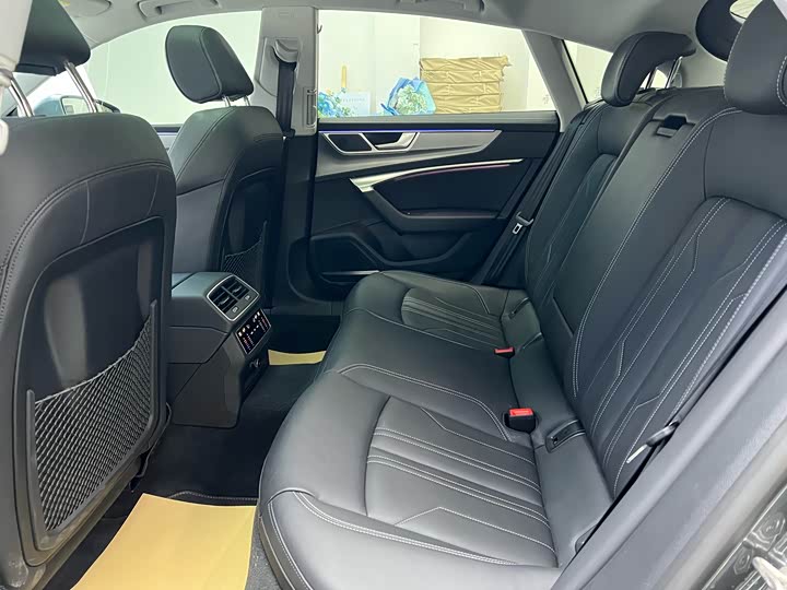 Audi A7 2025 2025款 45 TFSI 臻选型