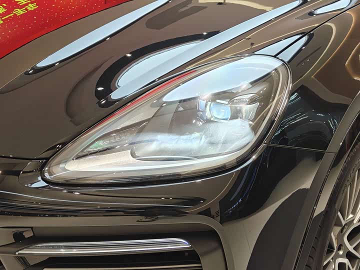 Porsche Cayenne 2023 2023款 Cayenne 3.0T 铂金版