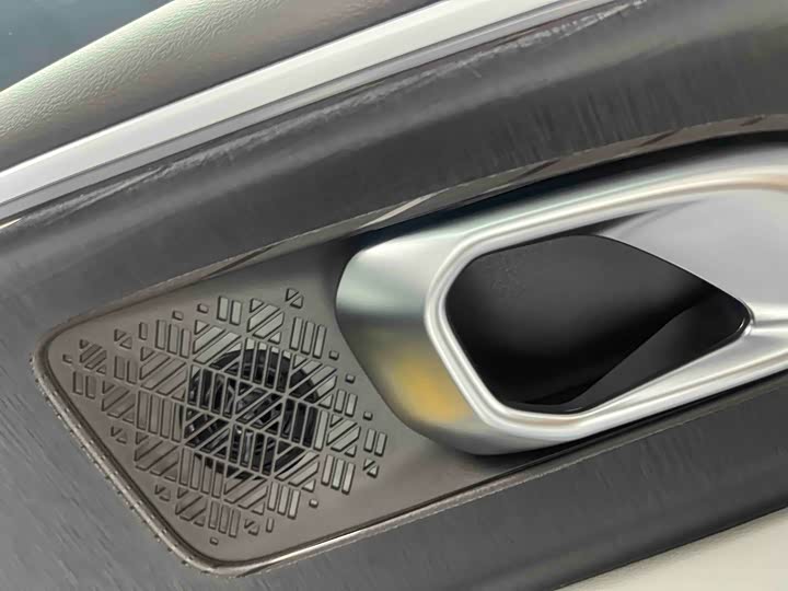 Haval Ruge Max 2023 2023款 1.5L Hi4 105 四驱智能旗舰版