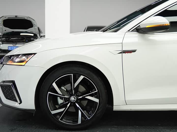 Skoda Octavia Pro 2022 2022款 PRO TSI280 尊享版