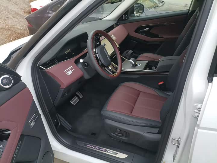 Land Rover Range Rover Evoque L 2024 2024款 揽胜极光L SE 驭光尊耀版