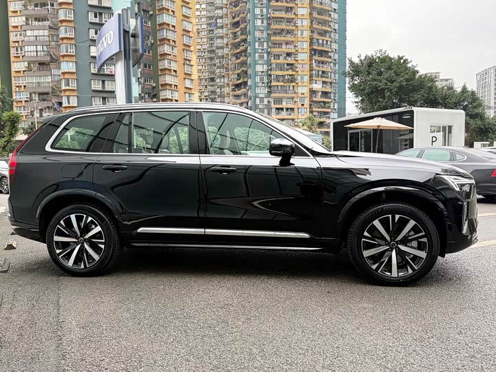 Volvo XC90 Hybrid 2025 2025款 改款 T8 智尊豪华版 7座