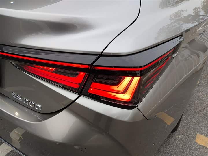 Lexus ES 2025 2025款 200 臻享版