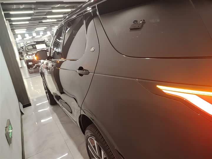 Land Rover Discovery 2024 2024款 360PS Dynamic SE