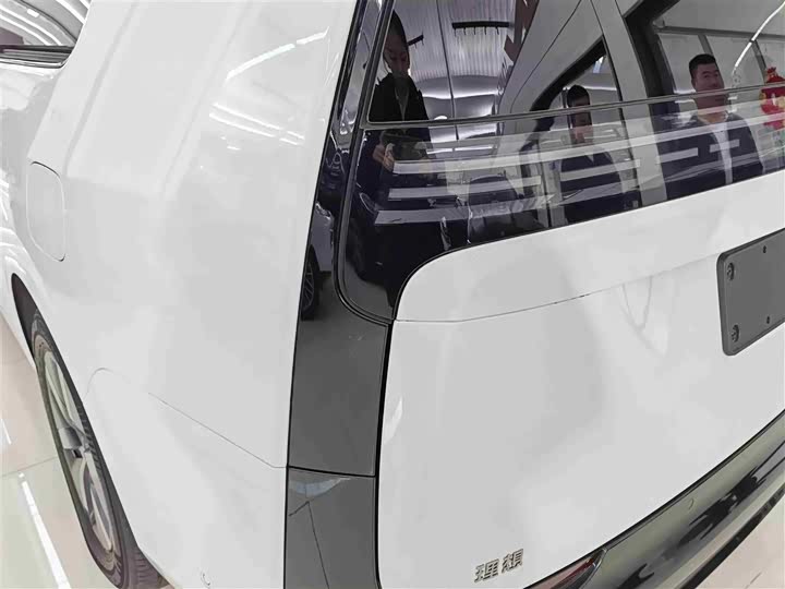 LiXiang Mega 2025 2025款 Home 家庭特别版