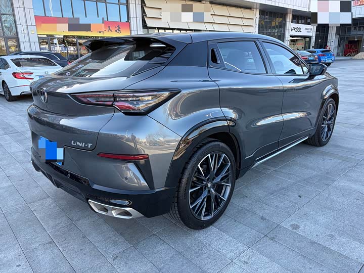 Changan UNI-T 2023 2023款 第二代 1.5T 尊贵型