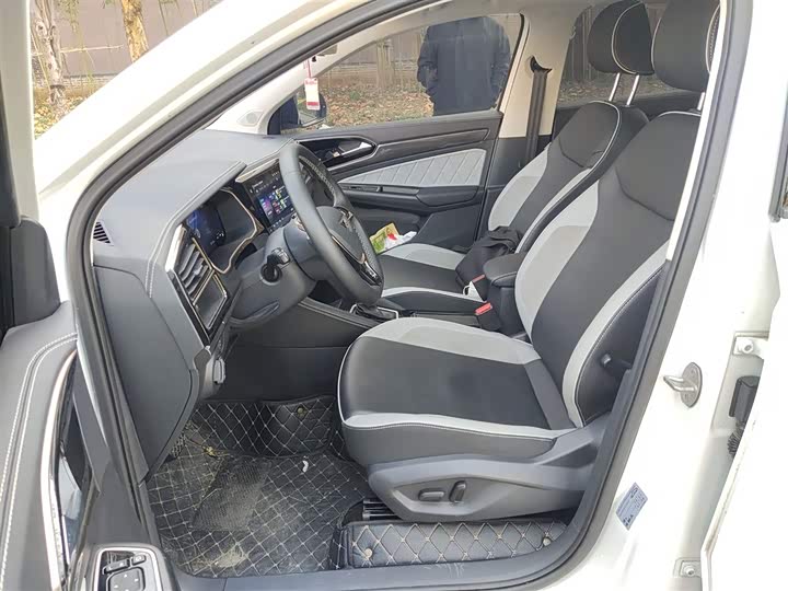 Jetta VS7 2023 2023款 280TSI 自动高光悦享版